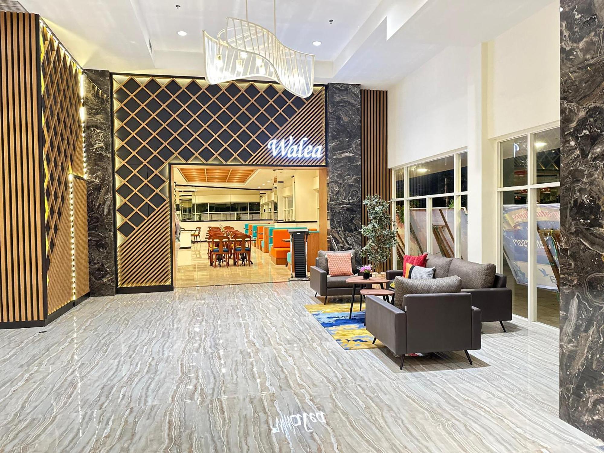 D'Primahotel Jemursari スラバヤ エクステリア 写真